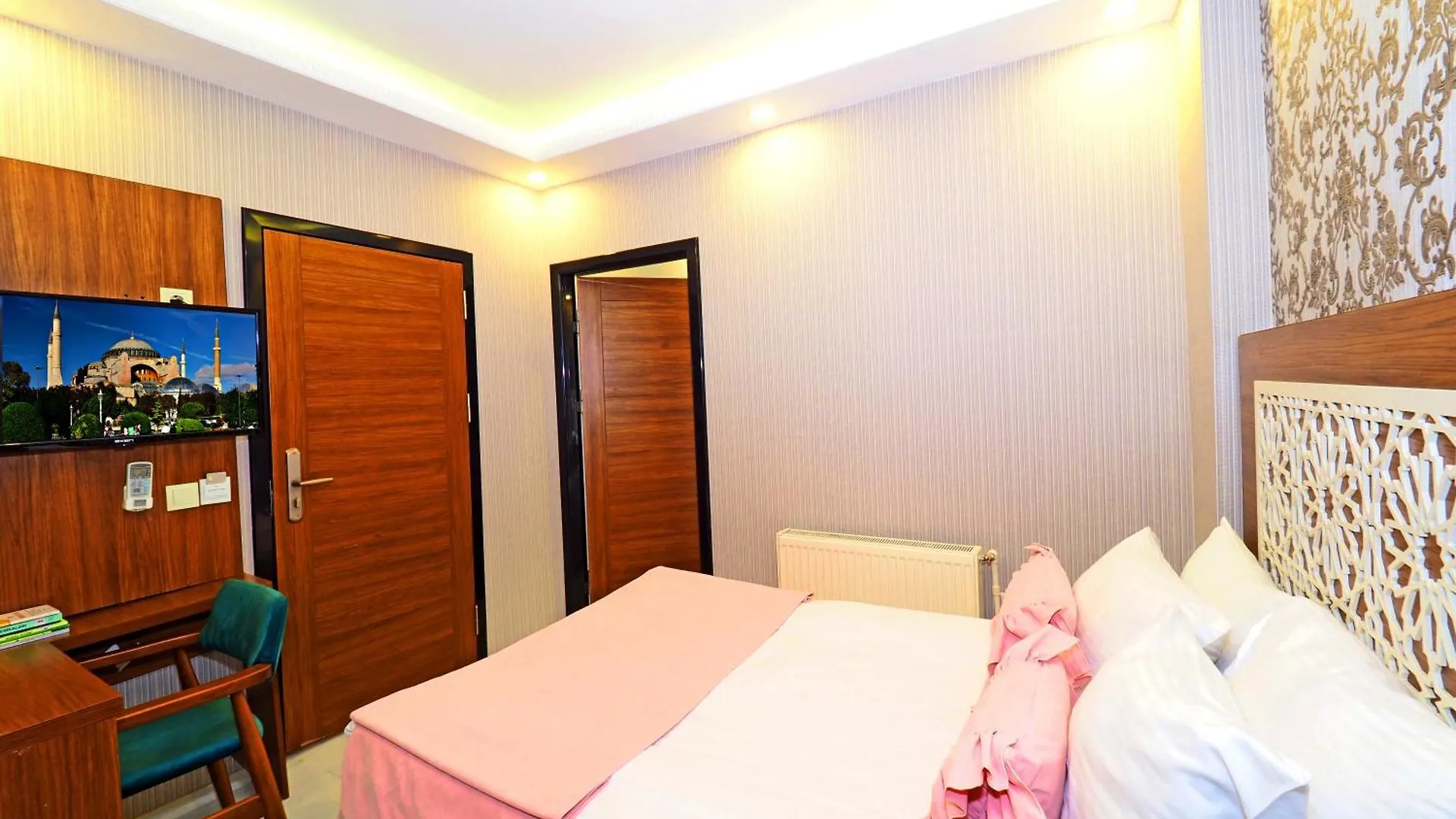 Best Nobel Hotel 2 Istanboel 3*,